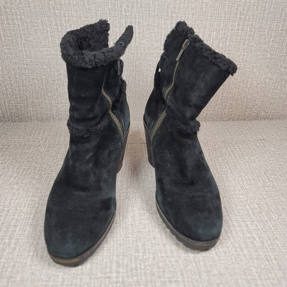 Frye Jen Black Shearling Suede Heeled Boots Women's Size 9.5 - Picture 2 of 13